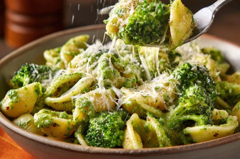 Broccoli Pesto Shells